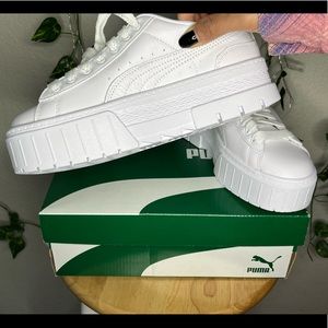 💥New💥 Puma Mayze Leather Sneakers - women 6 - White